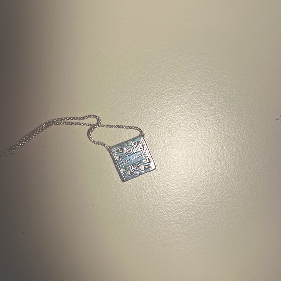 JOHN HARDY
Modern Chain Diamond Square Pendant Necklace - Picture 5 of 9